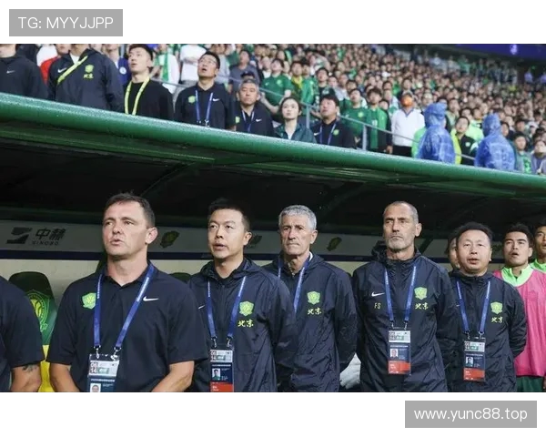 足协杯18决赛精彩对决 上海海港申花大战 大连英博迎战北京国安